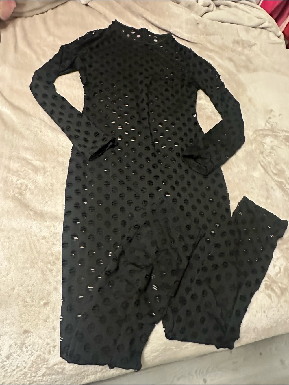 SHEIN Black Long-Sleeve Cutout Jumpsuit